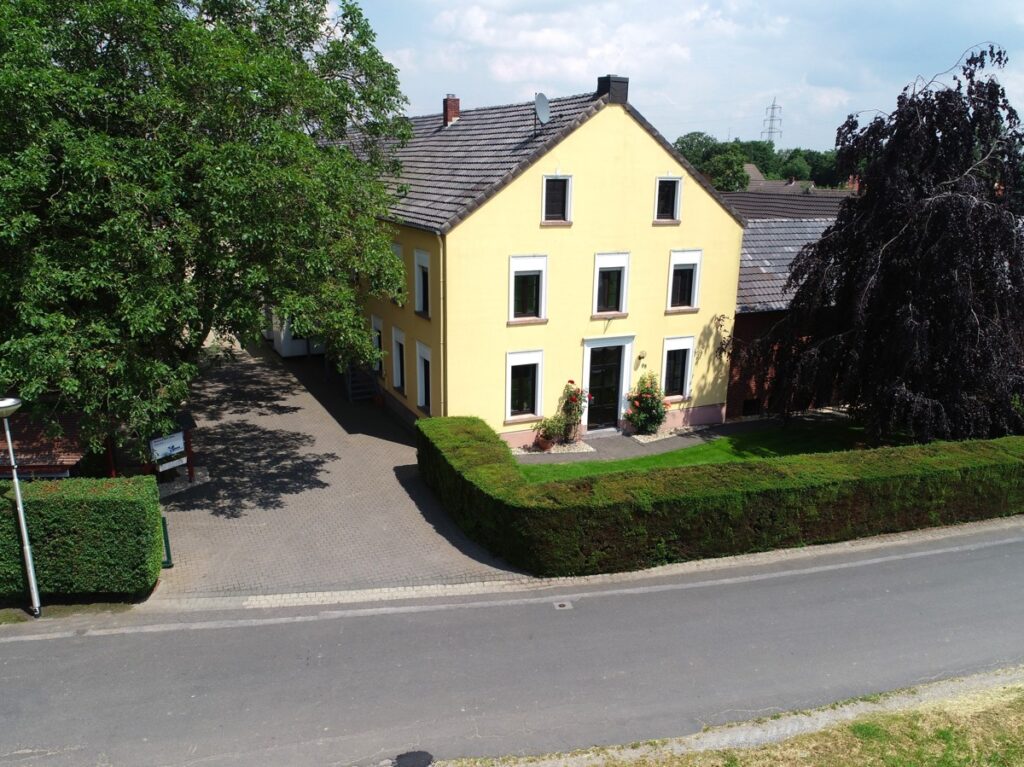 Fachmakler für land-, forst- und pferdewirtschaftliche Immobilien