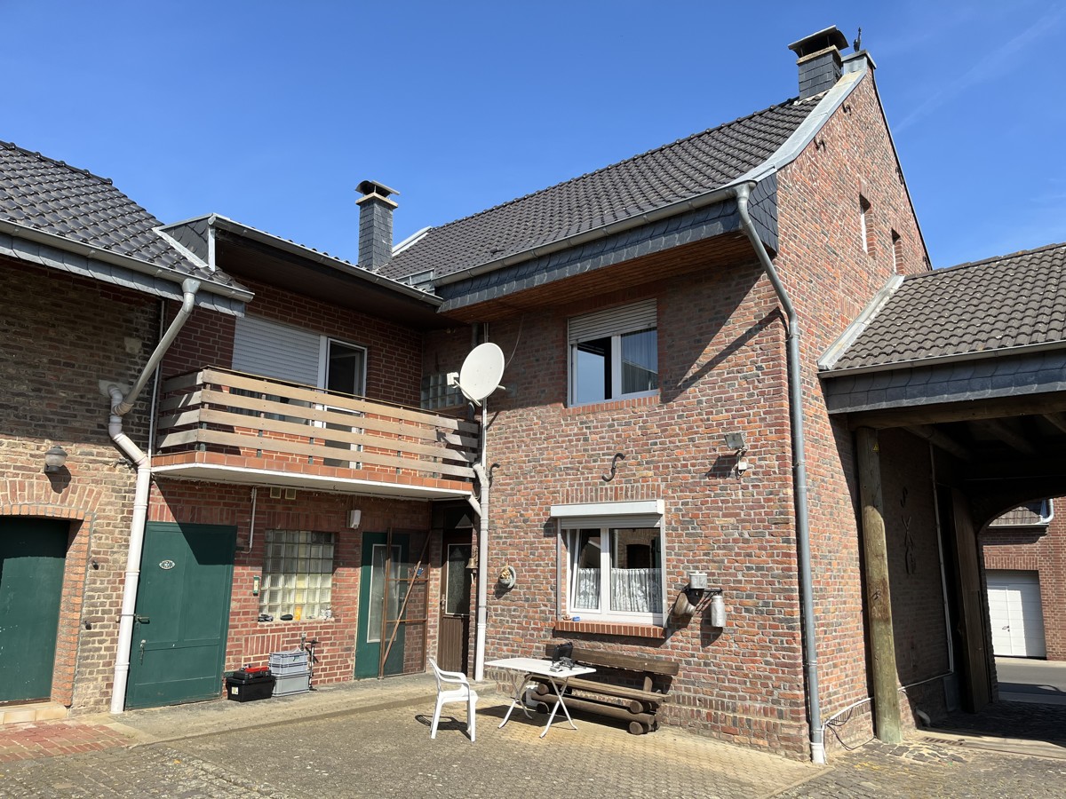 Hofansicht des Wohnhauses