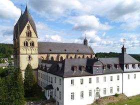 Fachmakler für land-, forst- und pferdewirtschaftliche Immobilien