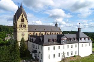 Fachmakler für land-, forst- und pferdewirtschaftliche Immobilien