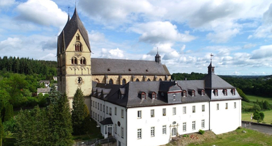 Fachmakler für land-, forst- und pferdewirtschaftliche Immobilien